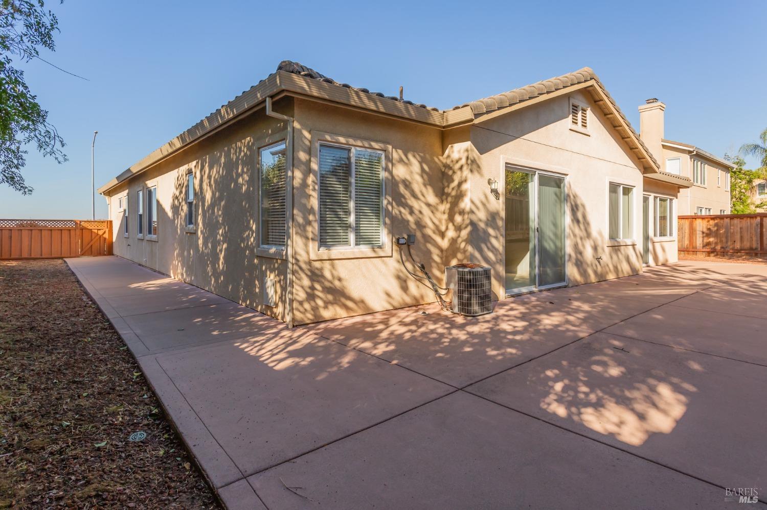 236 Wetlands Edge Rd