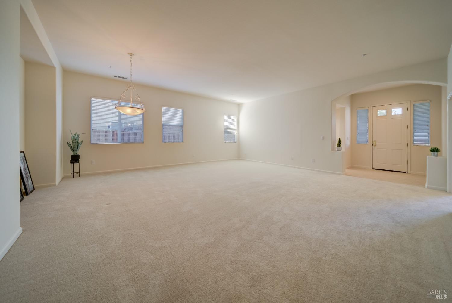 236 Wetlands Edge Rd