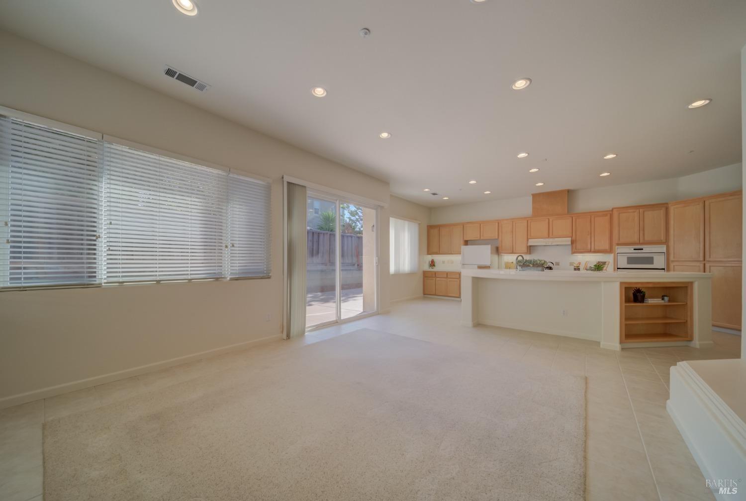 236 Wetlands Edge Rd