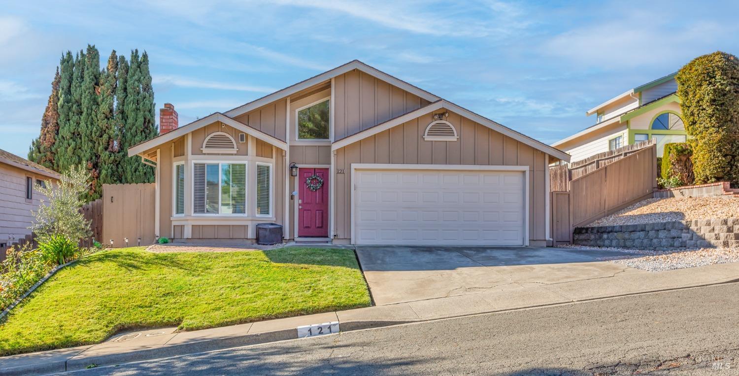 121 Thresher Dr