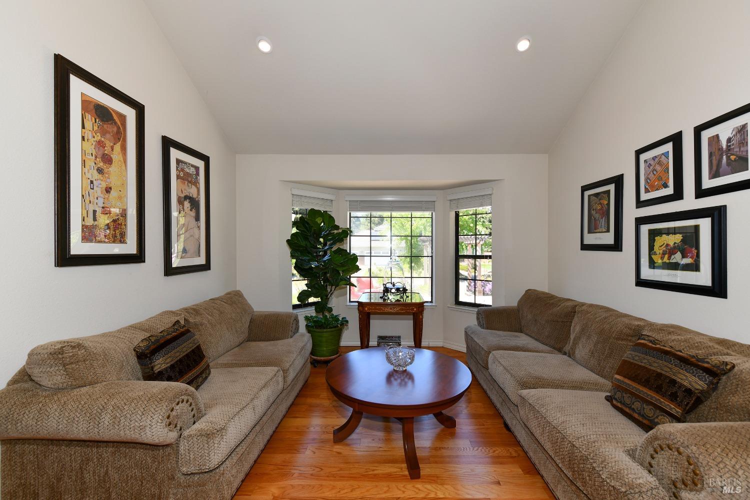 3489 Westminster Way