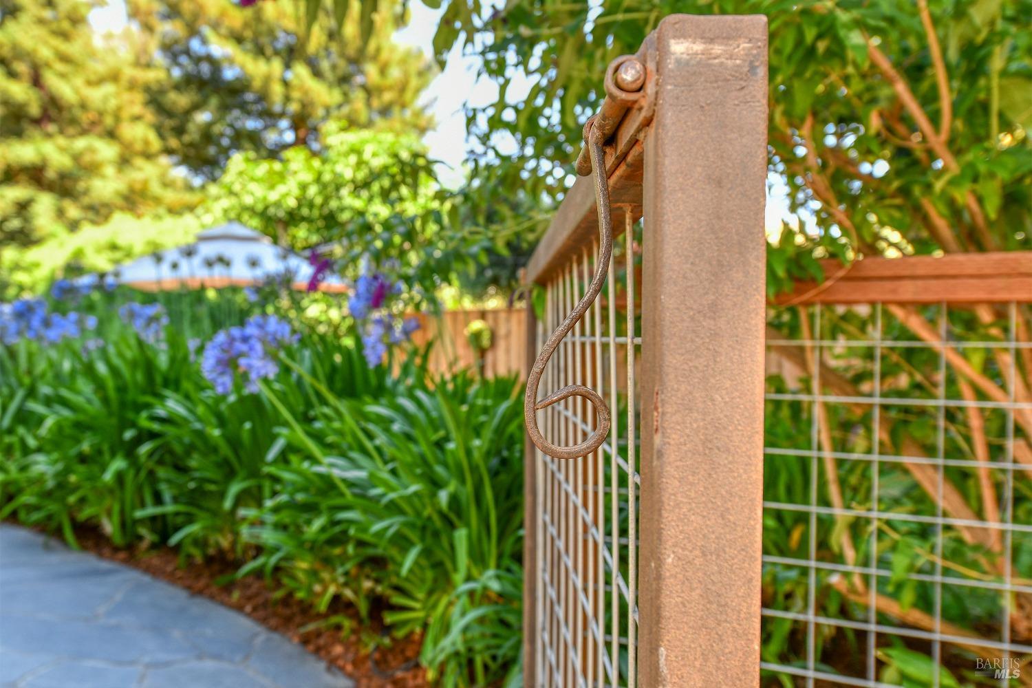 3489 Westminster Way