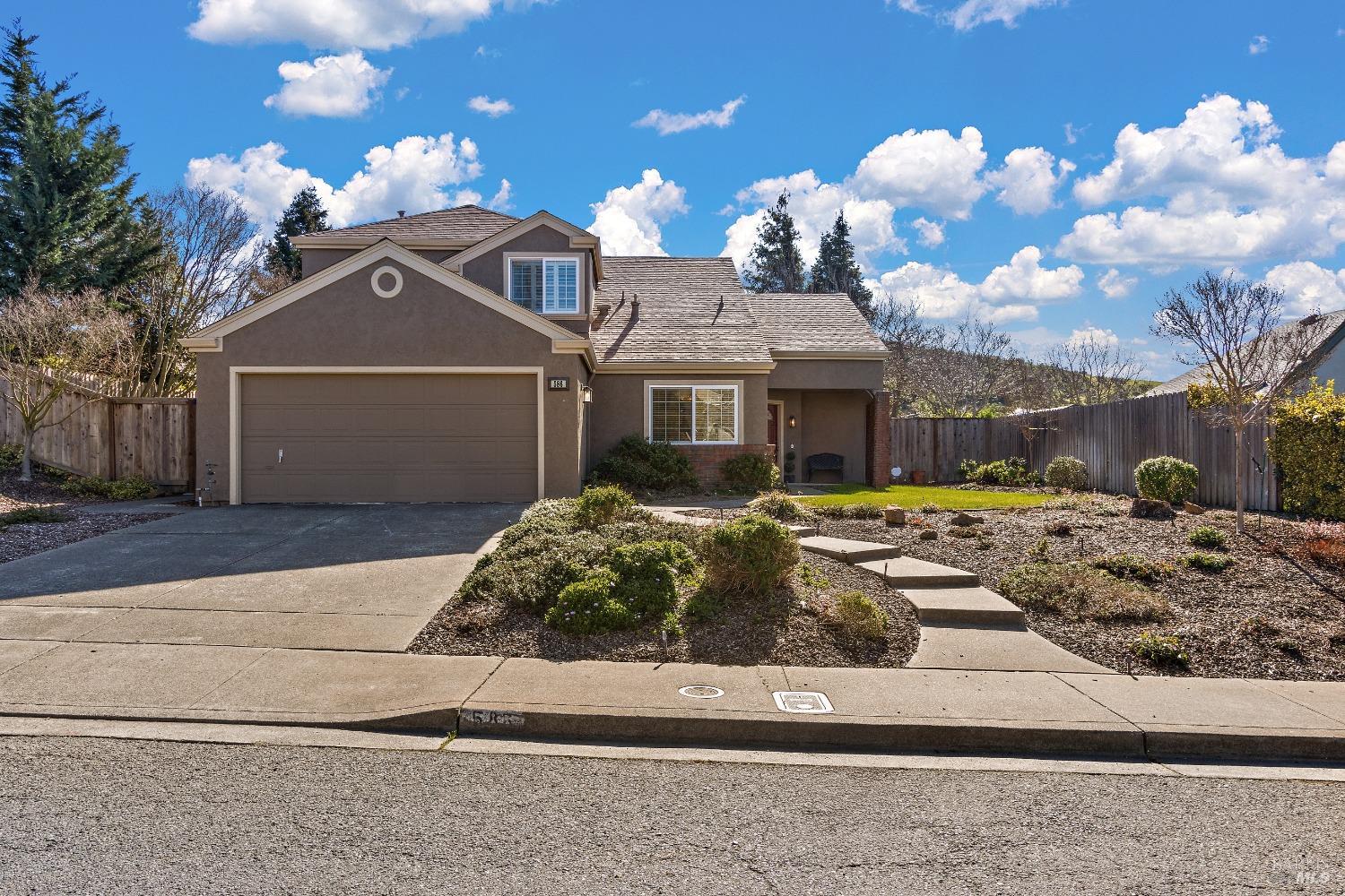 586 Morning Glory Dr