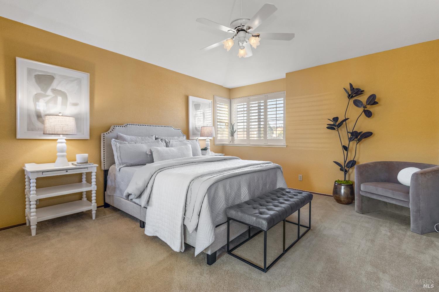 586 Morning Glory Dr