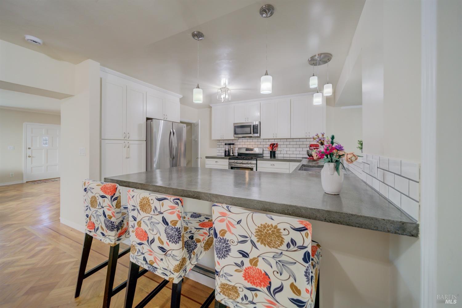 161 Edgemont Ave