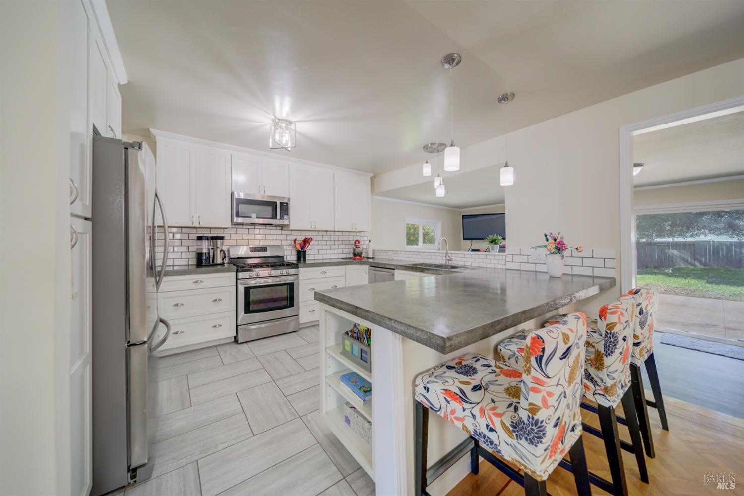 161 Edgemont Ave