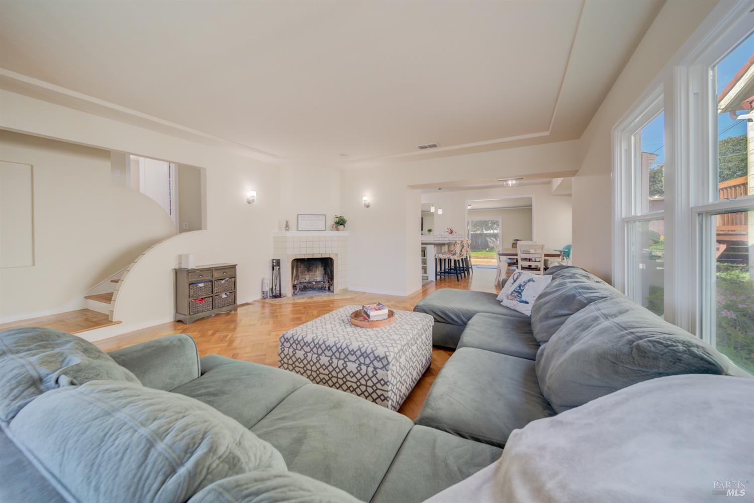 161 Edgemont Ave