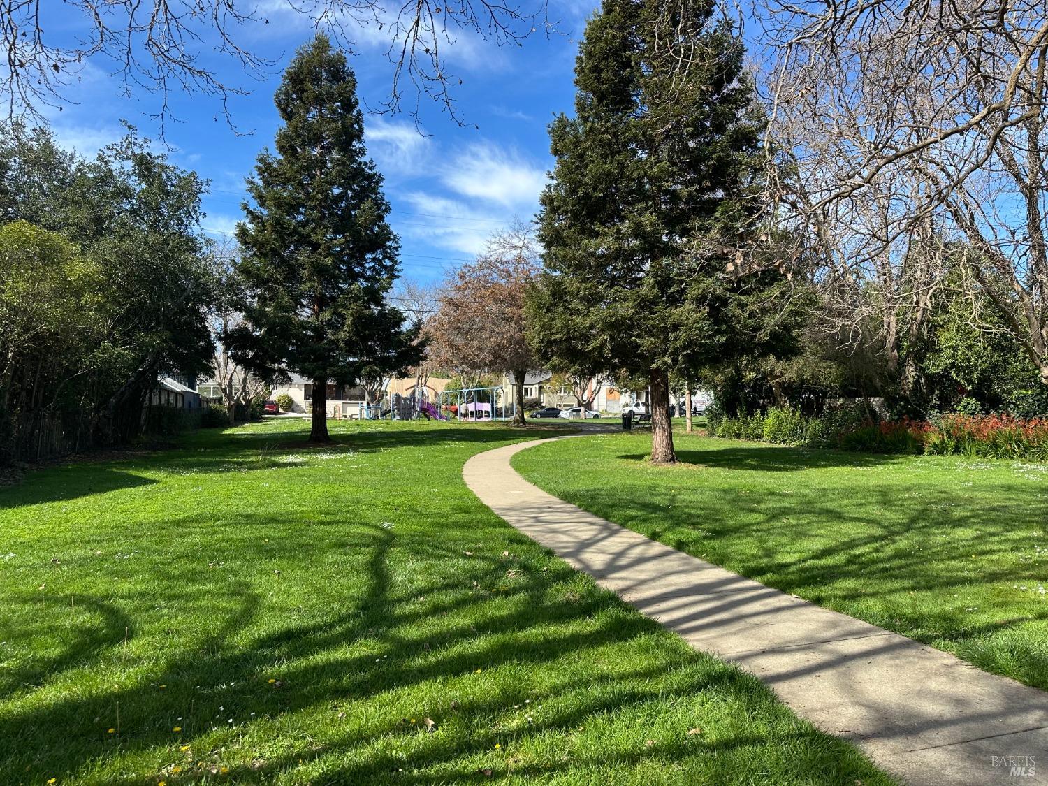 161 Edgemont Ave
