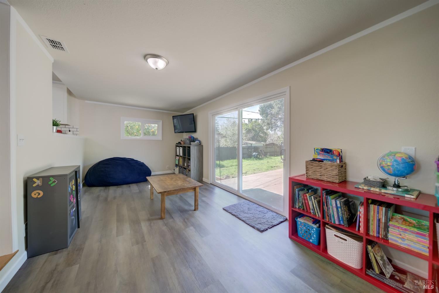 161 Edgemont Ave