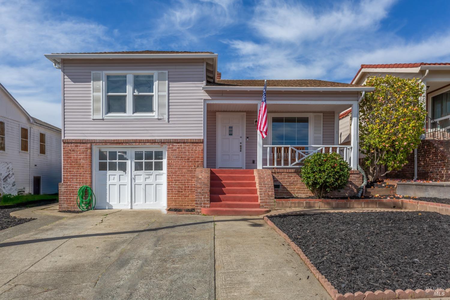 161 Edgemont Ave