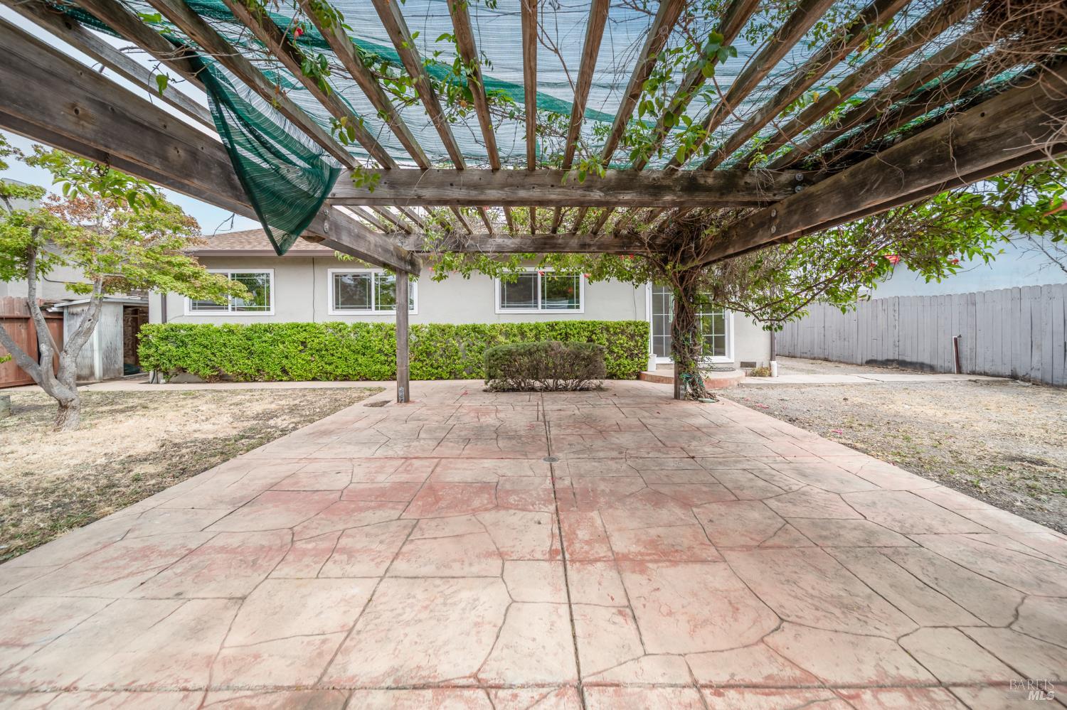 712 Capra Dr