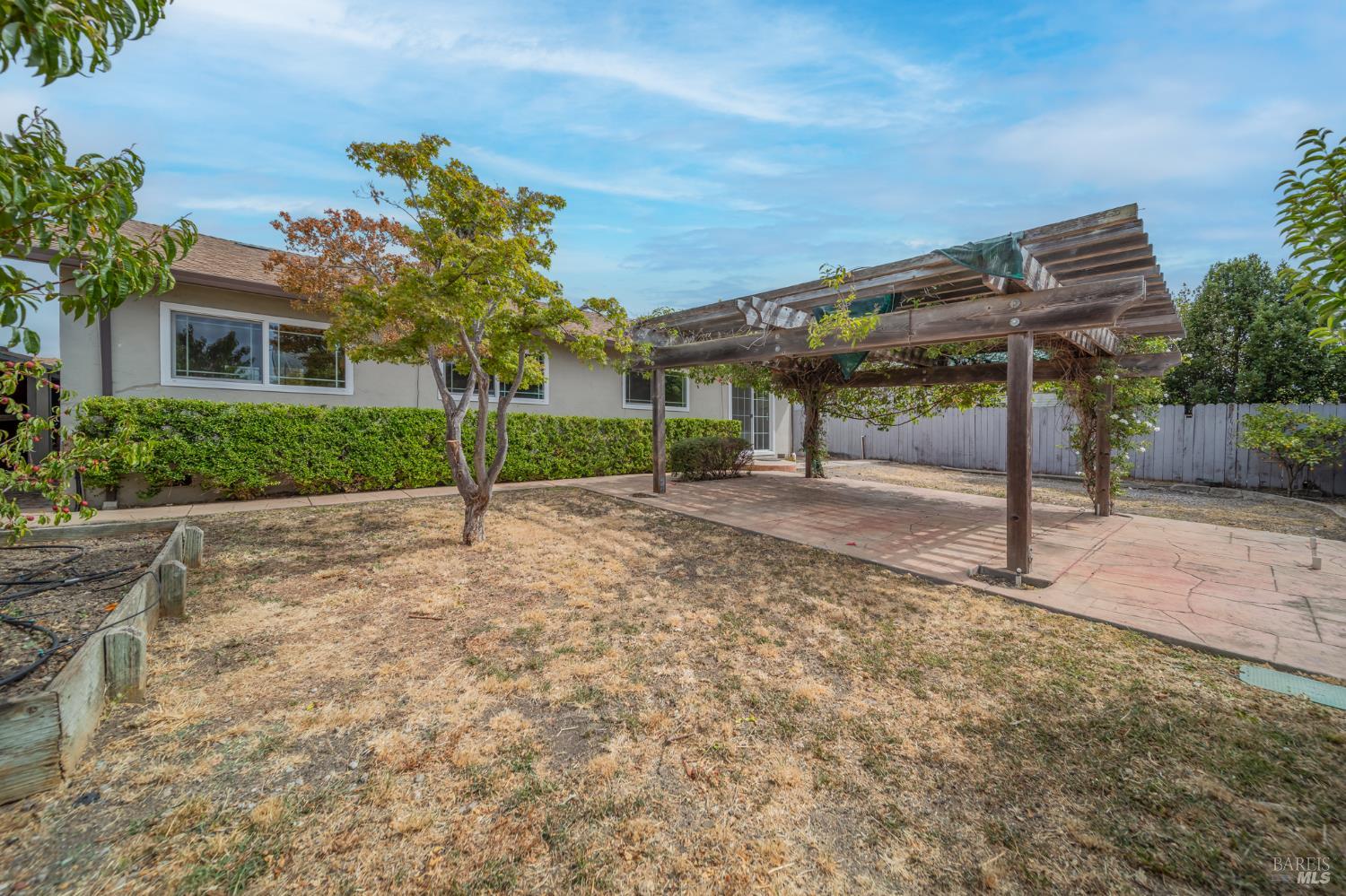 712 Capra Dr