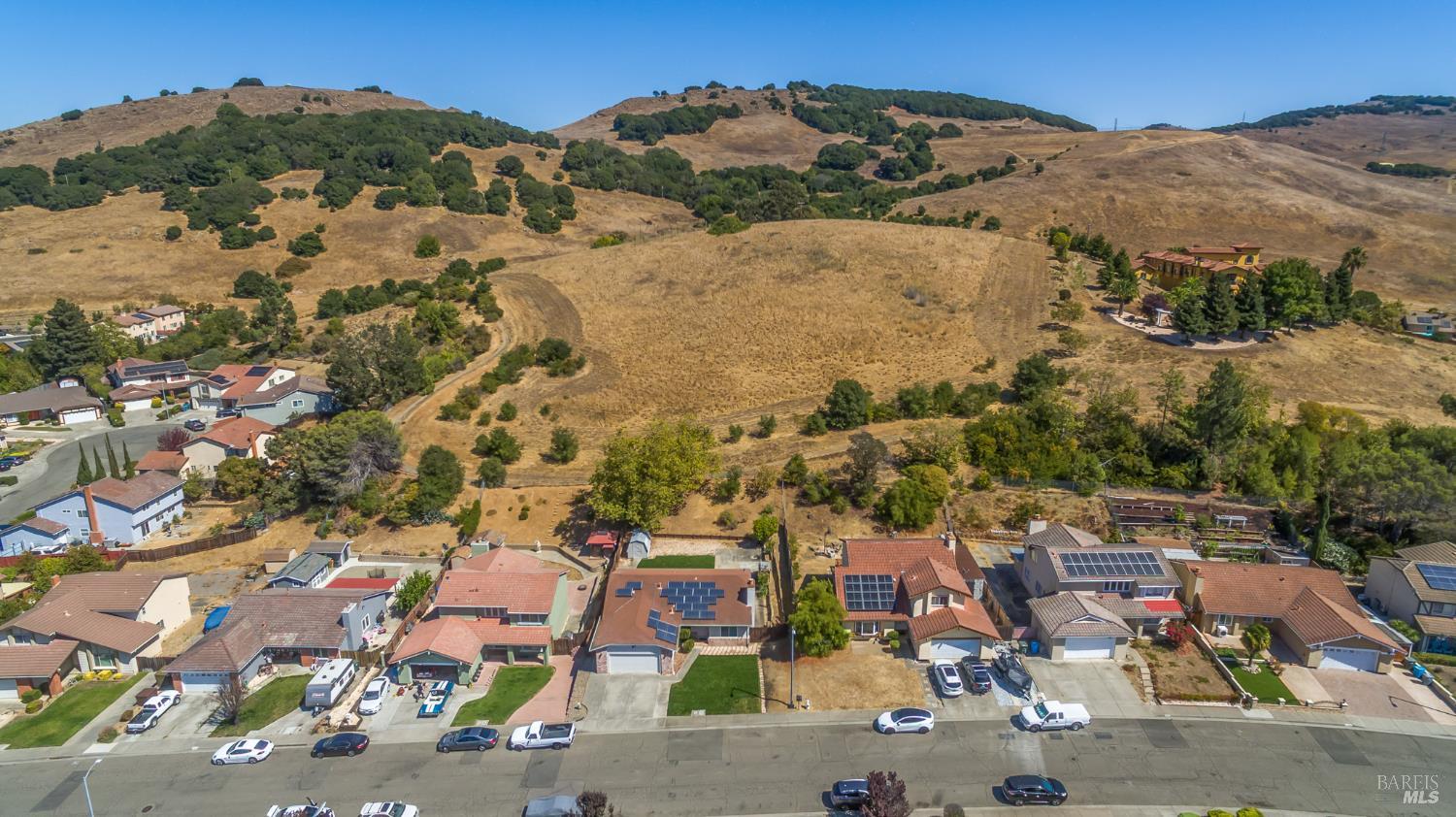 172 Smokey Hills Dr