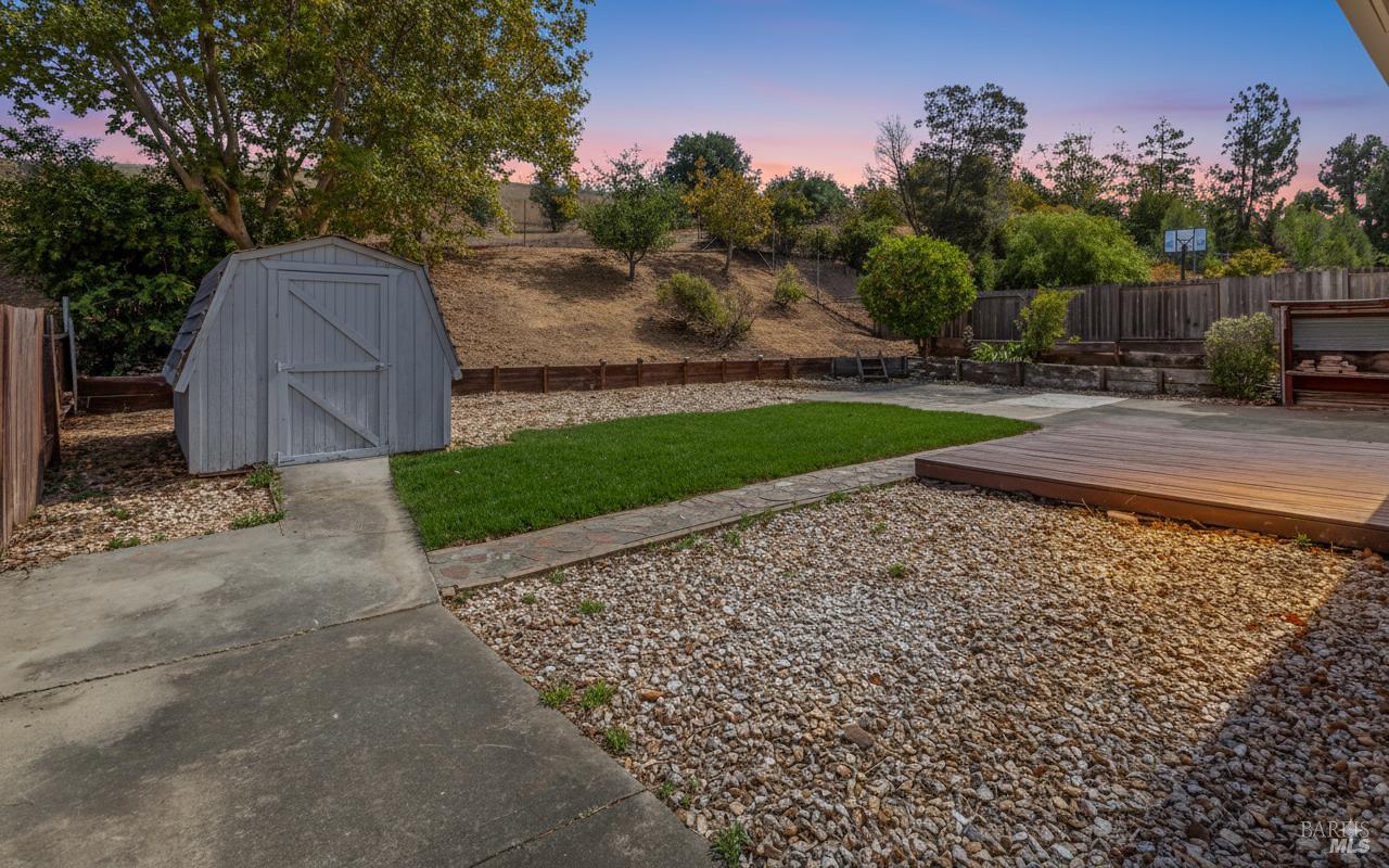 172 Smokey Hills Dr