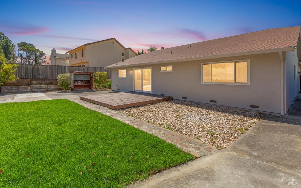 172 Smokey Hills Dr