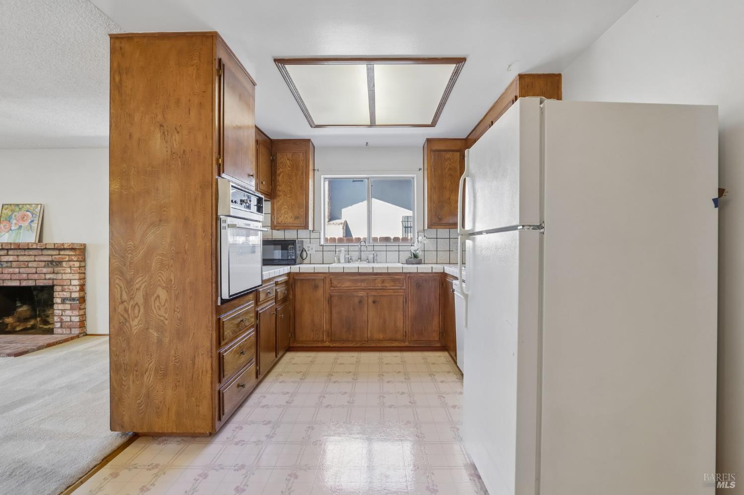 331 E Pacific Avenue