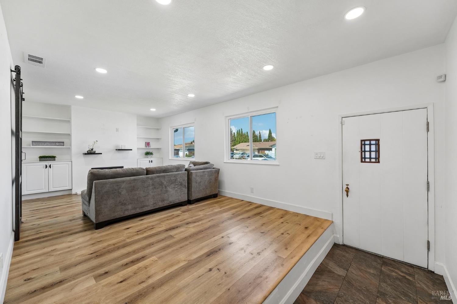 2120 Elliott Drive