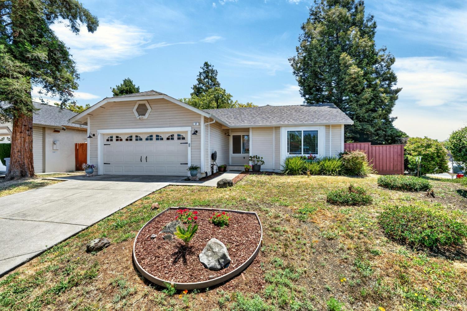 67 Larkspur Street
