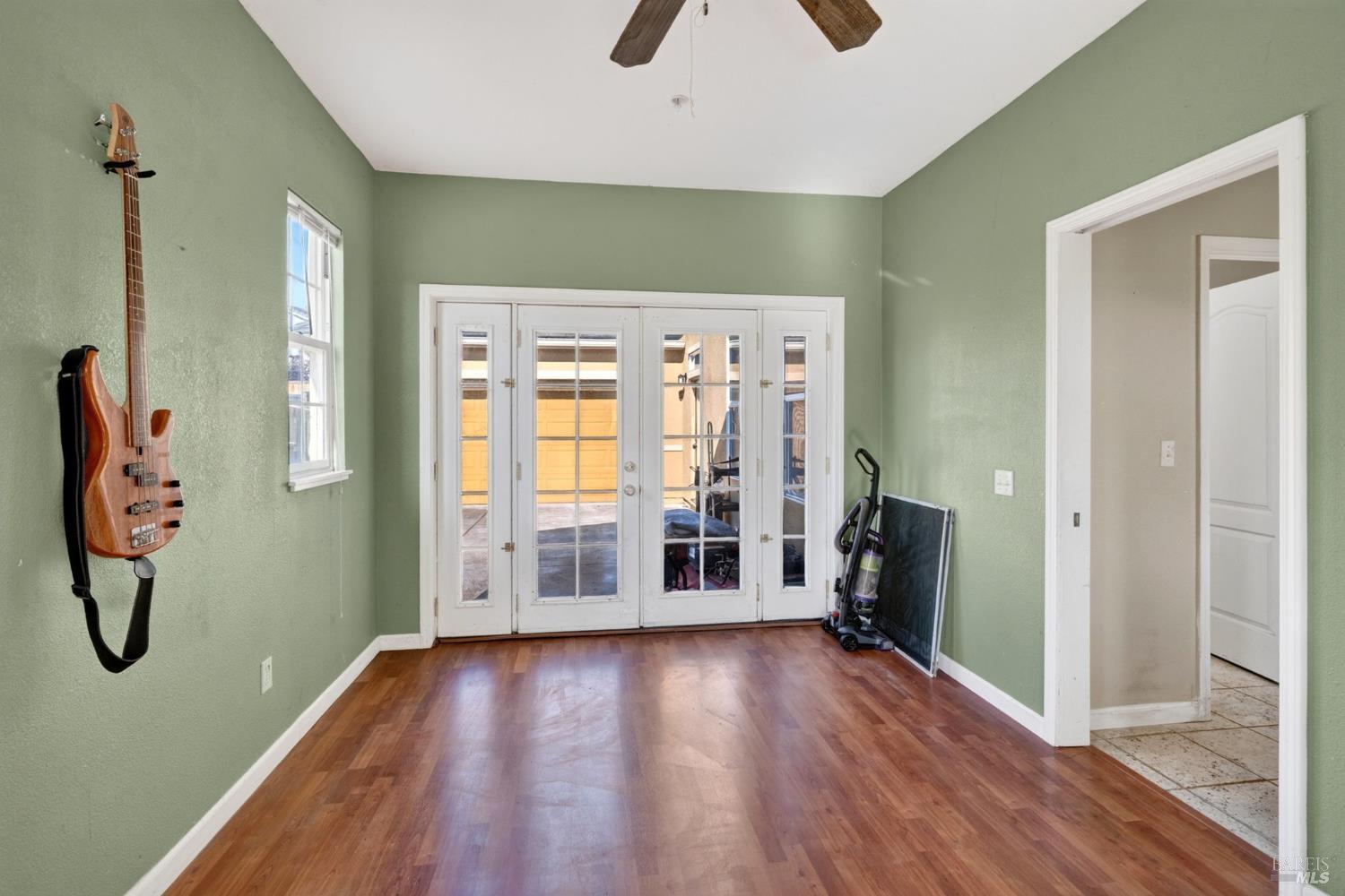 62 Redhead Street