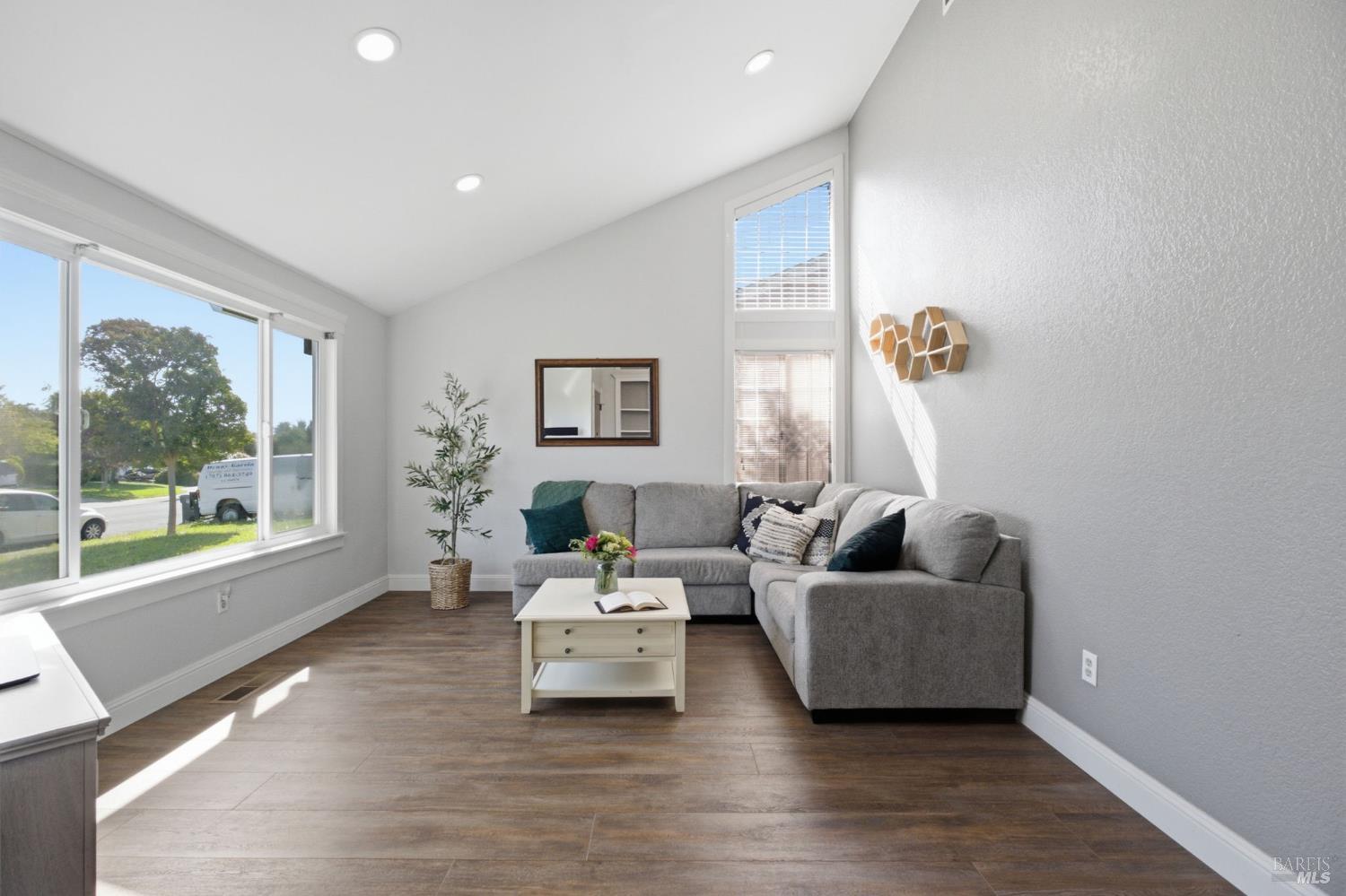 4885 Heritage Court