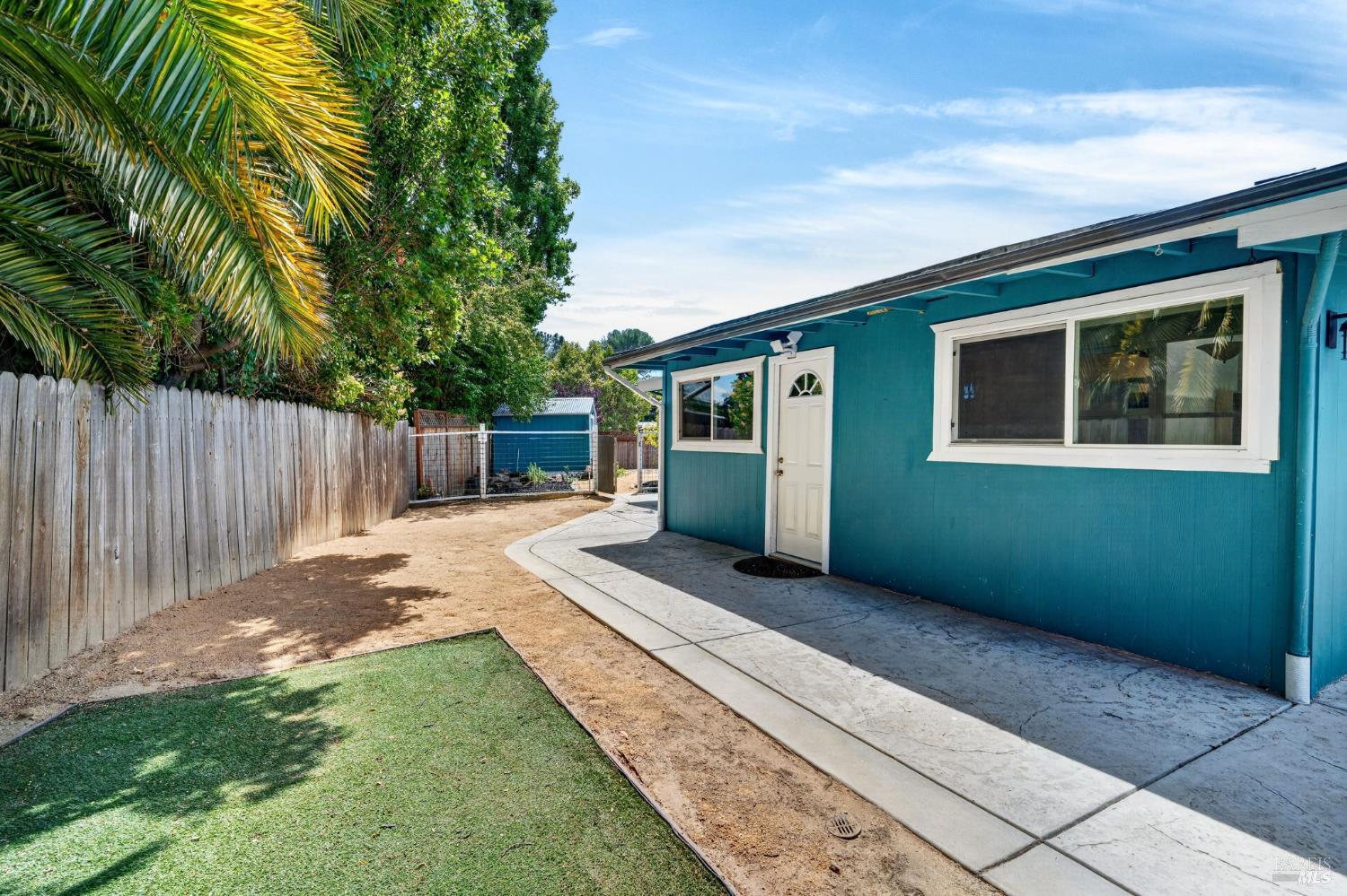 155 Los Altos Place