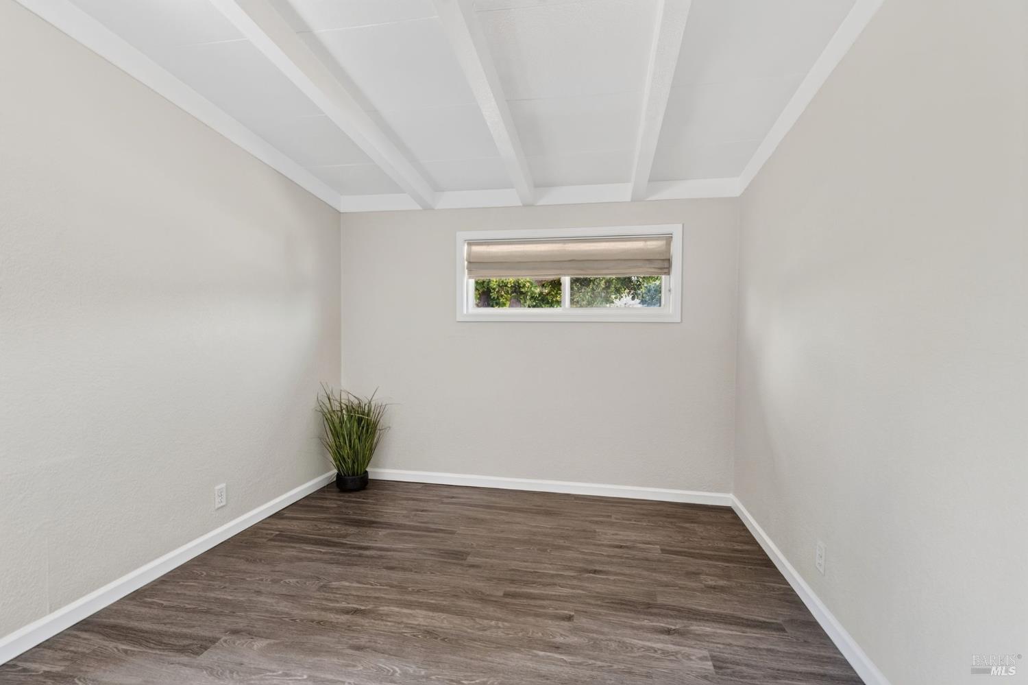 155 Los Altos Place
