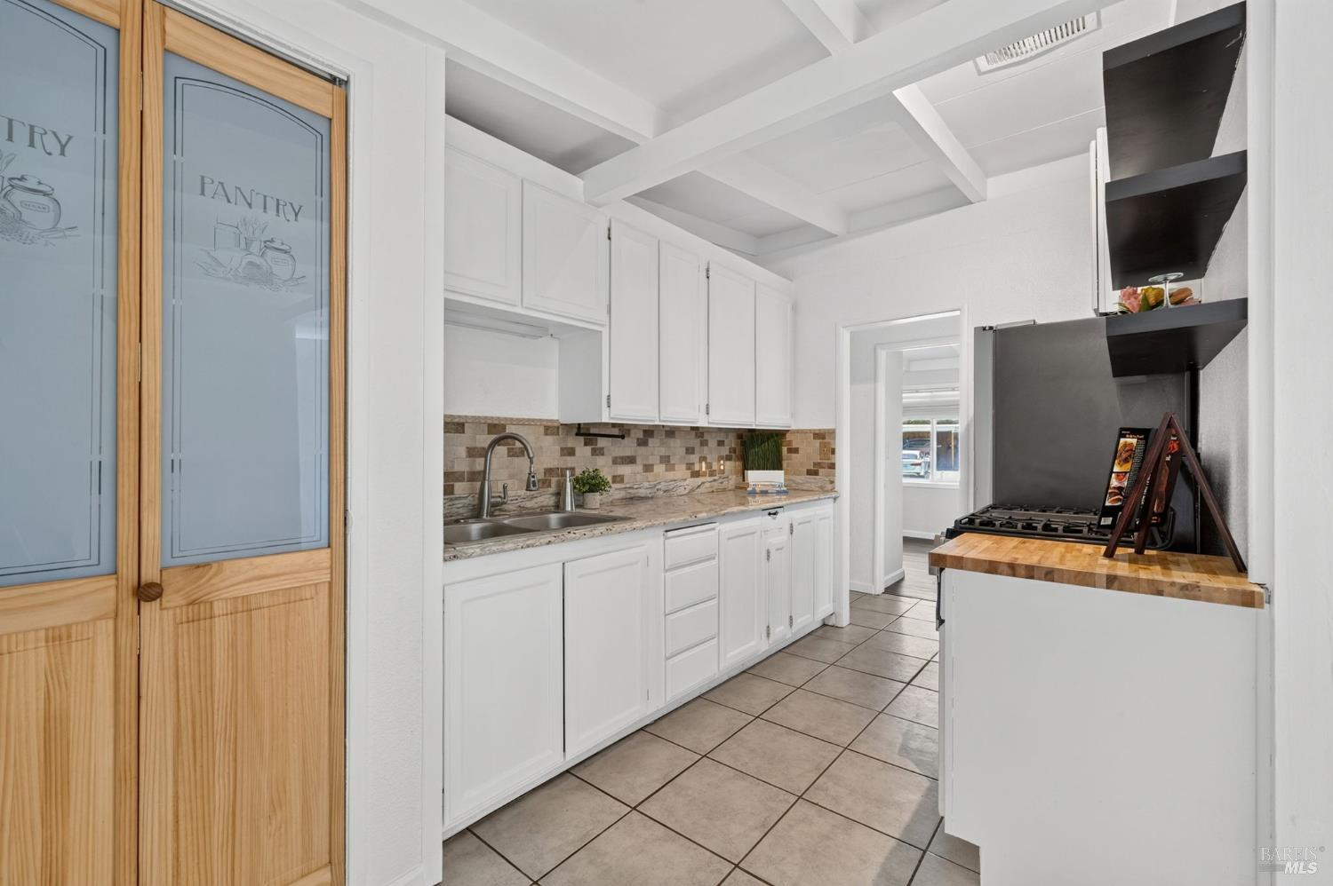 155 Los Altos Place