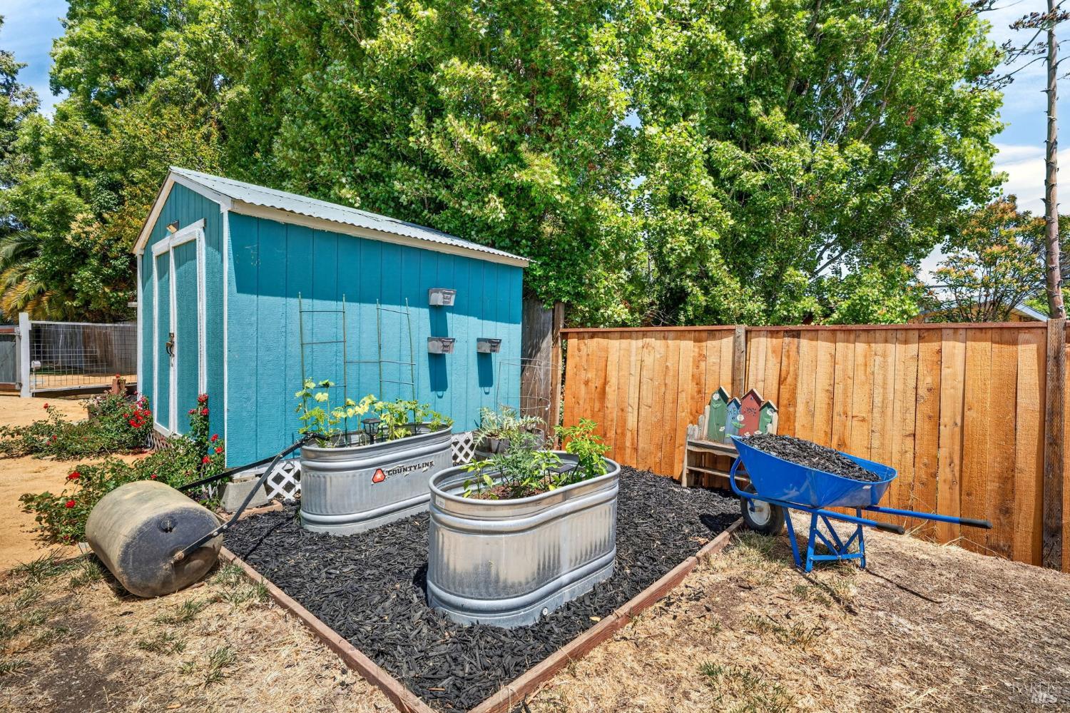 155 Los Altos Place