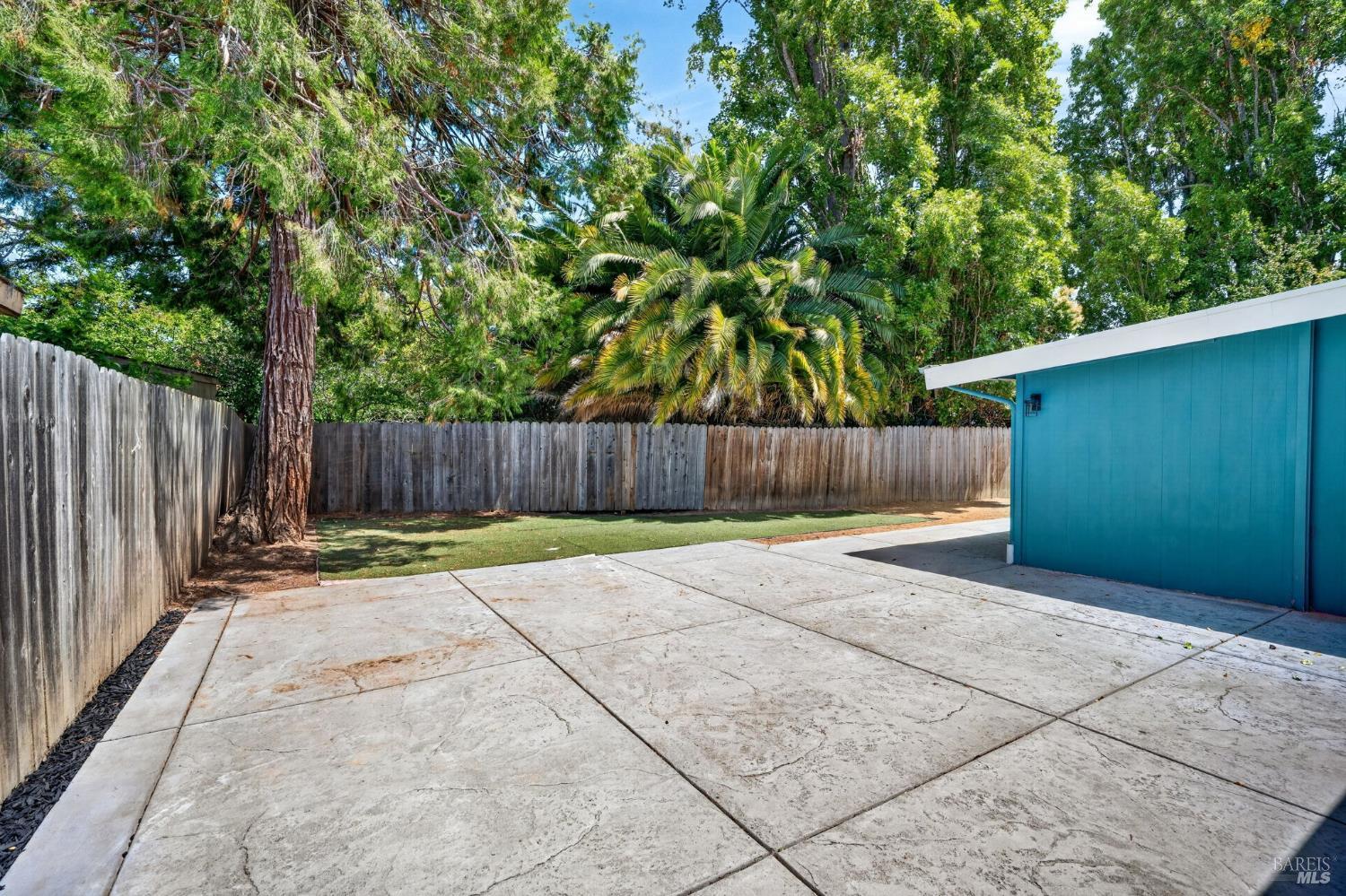 155 Los Altos Place