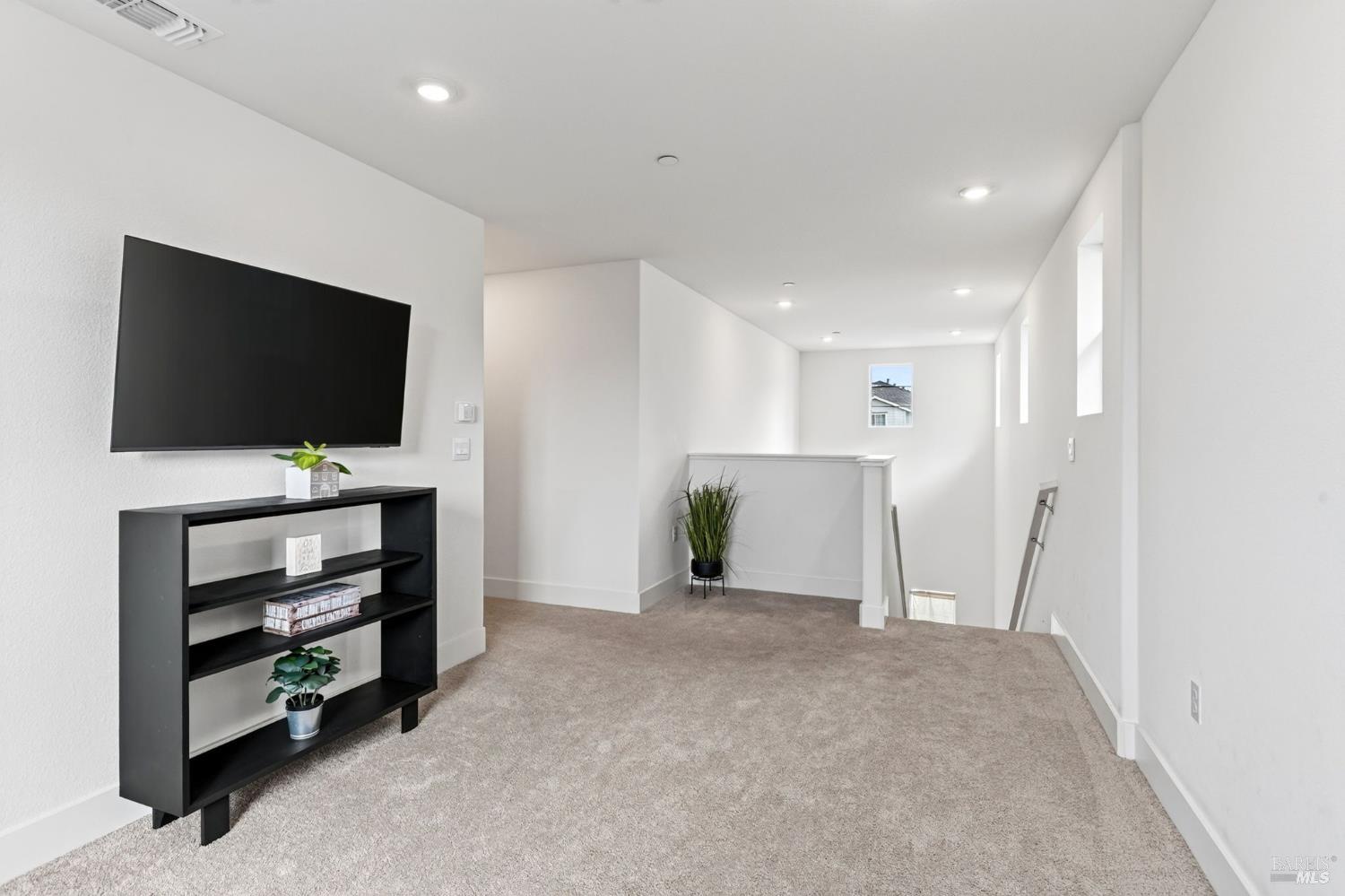 231 Goldback Court