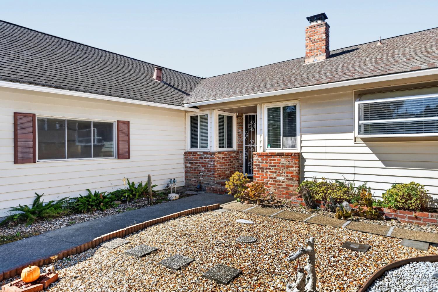1312 Valle Vista Avenue
