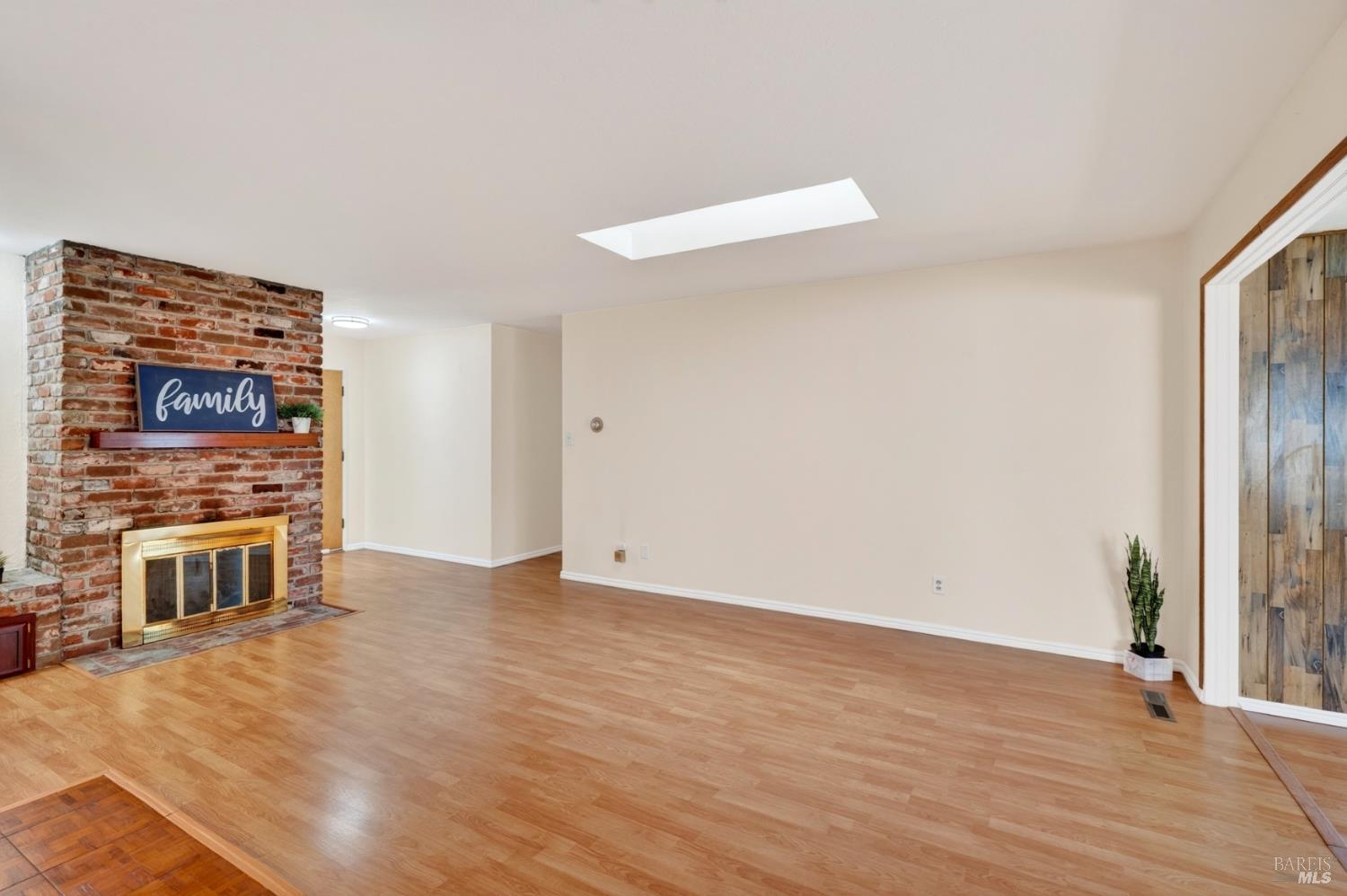 1312 Valle Vista Avenue