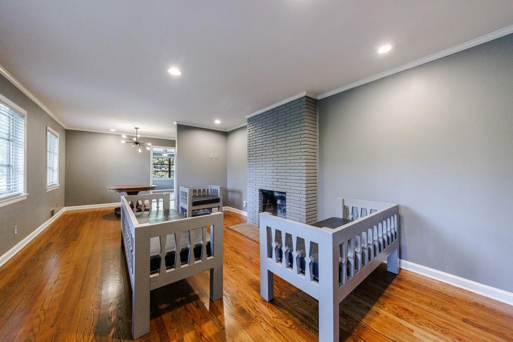 776 Windsor Parkway NE