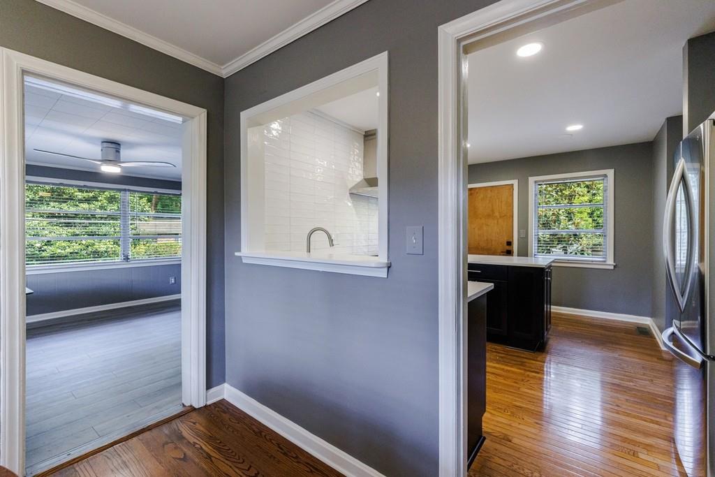 776 Windsor Parkway NE