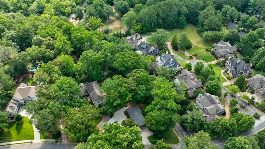 776 Windsor Parkway NE