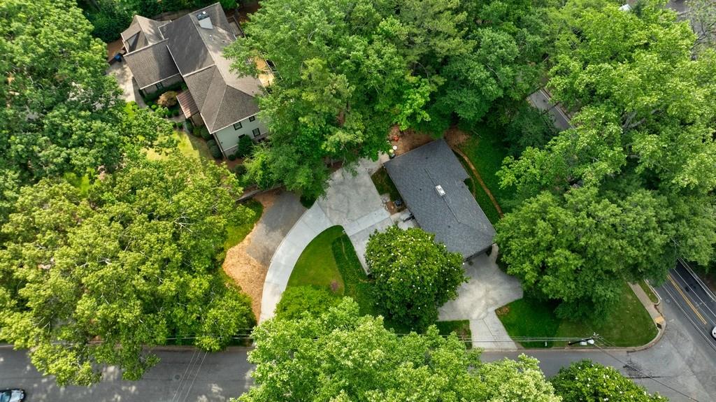 776 Windsor Parkway NE