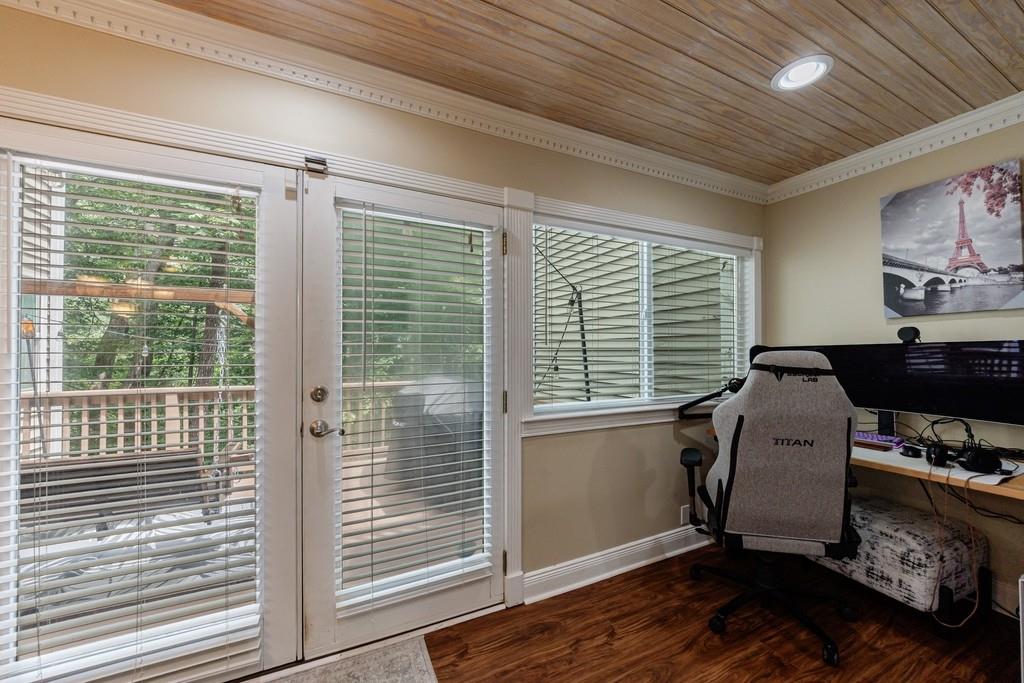 44 Dunwoody Springs Drive