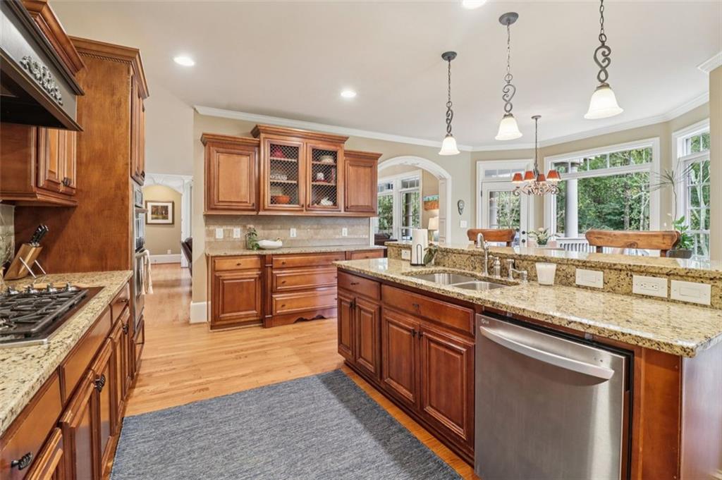 975 Old Forge Lane