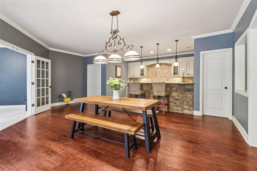 975 Old Forge Lane
