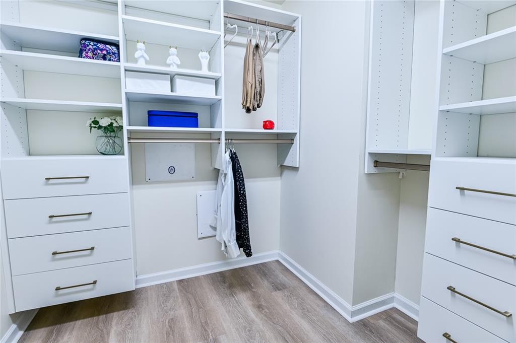 5755 Falls Landing Drive