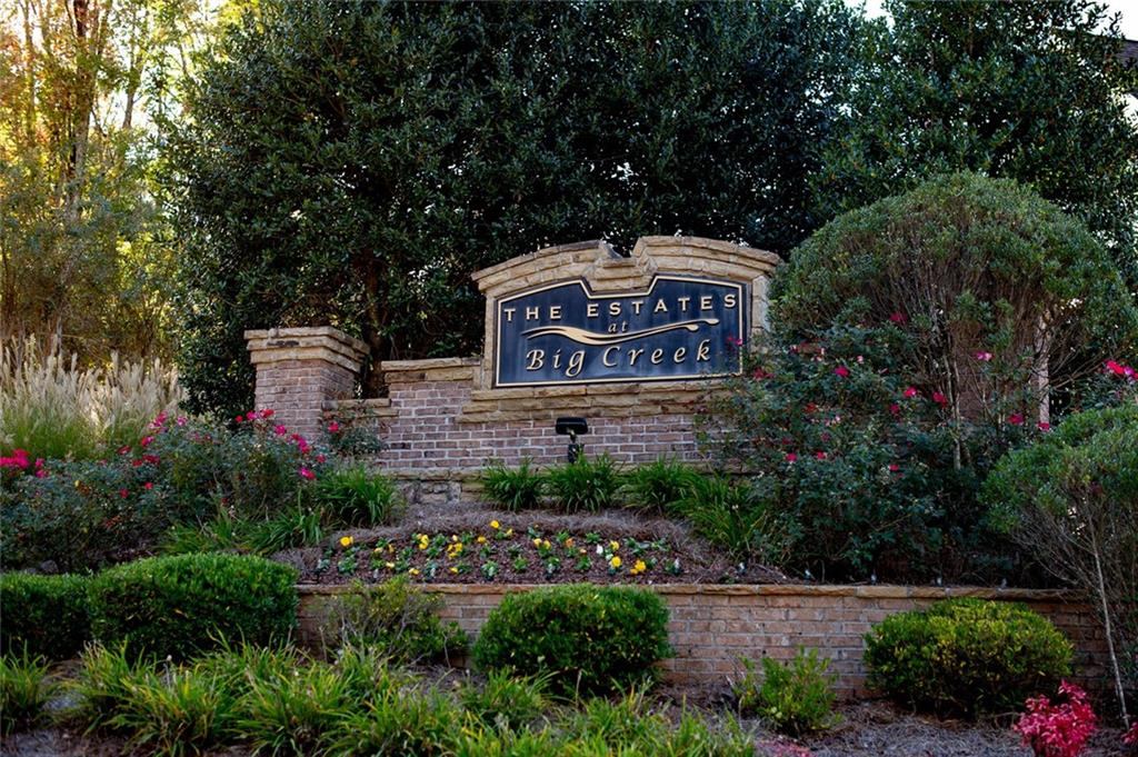 5755 Falls Landing Drive