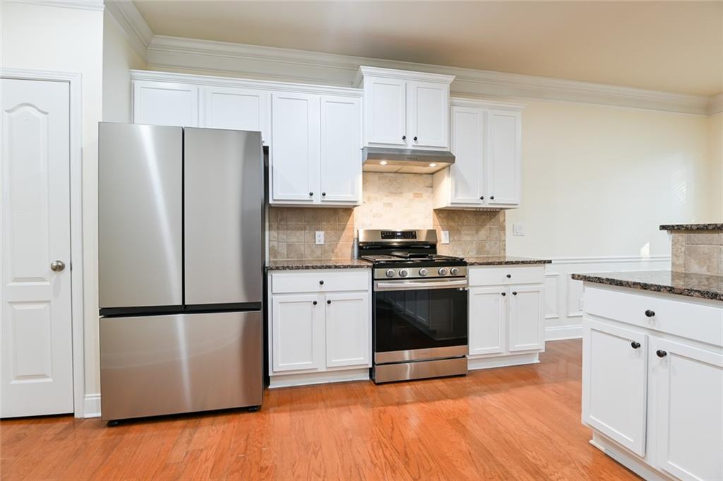 5755 Falls Landing Drive