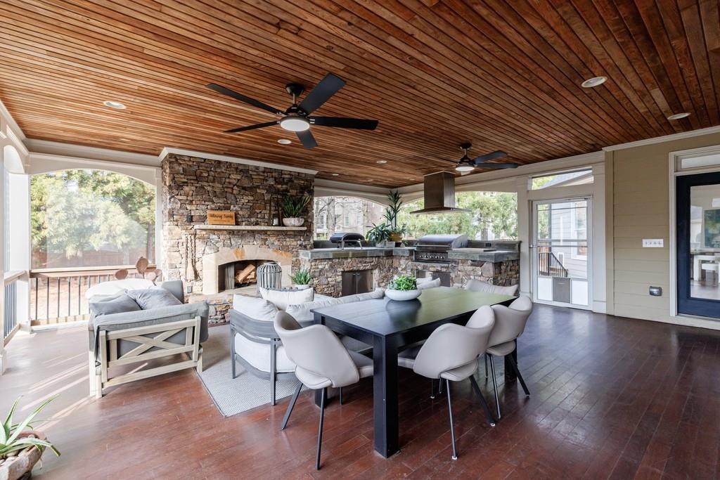 3214 Waterhouse Street