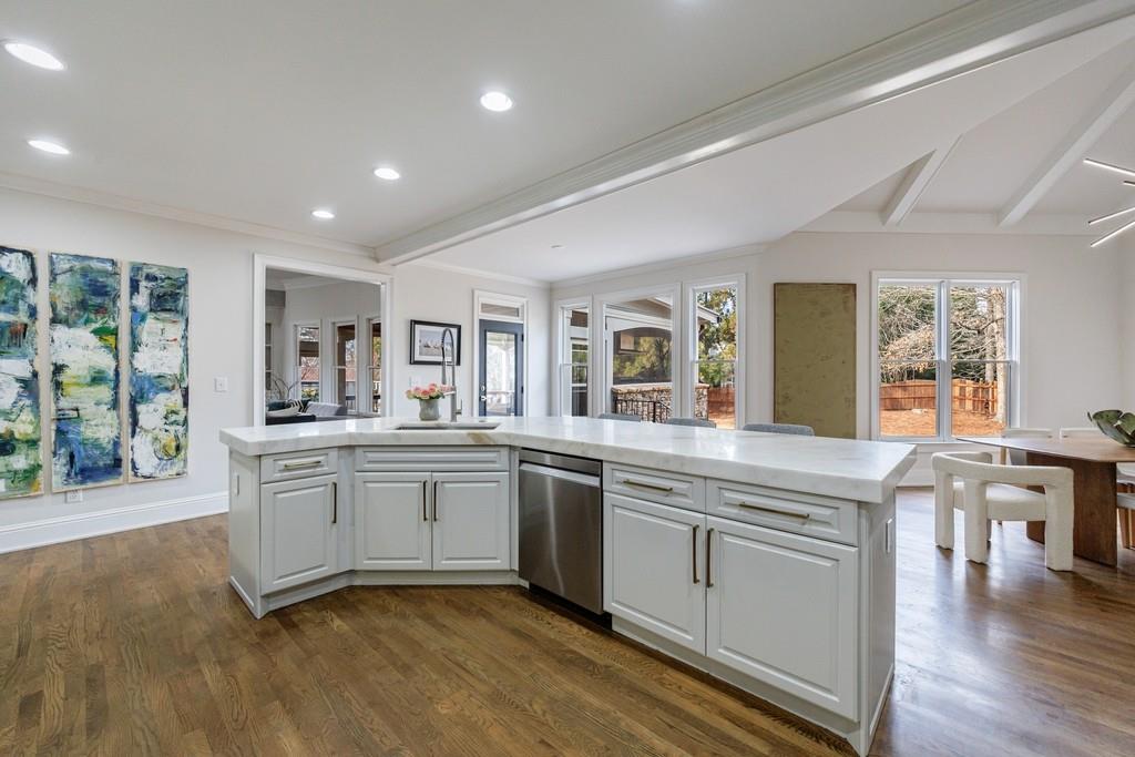 3214 Waterhouse Street