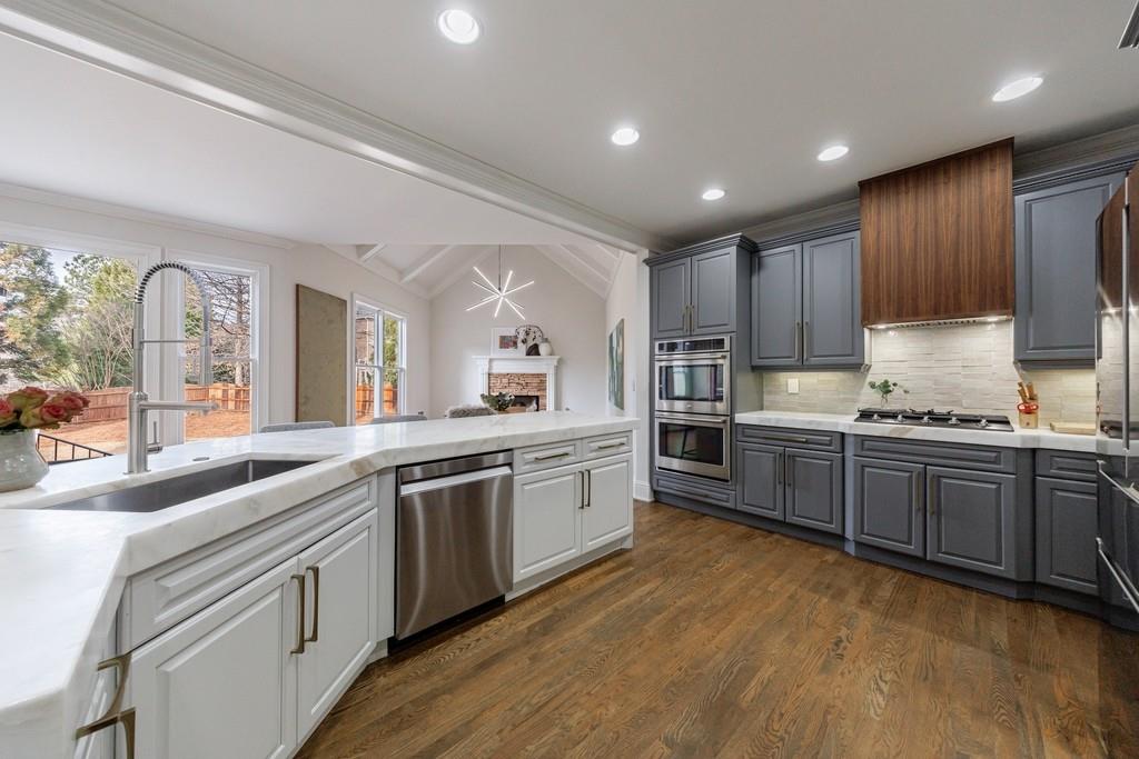 3214 Waterhouse Street