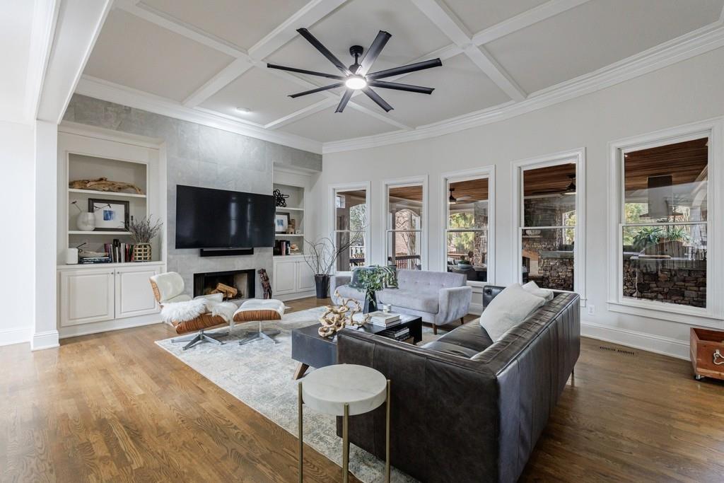 3214 Waterhouse Street