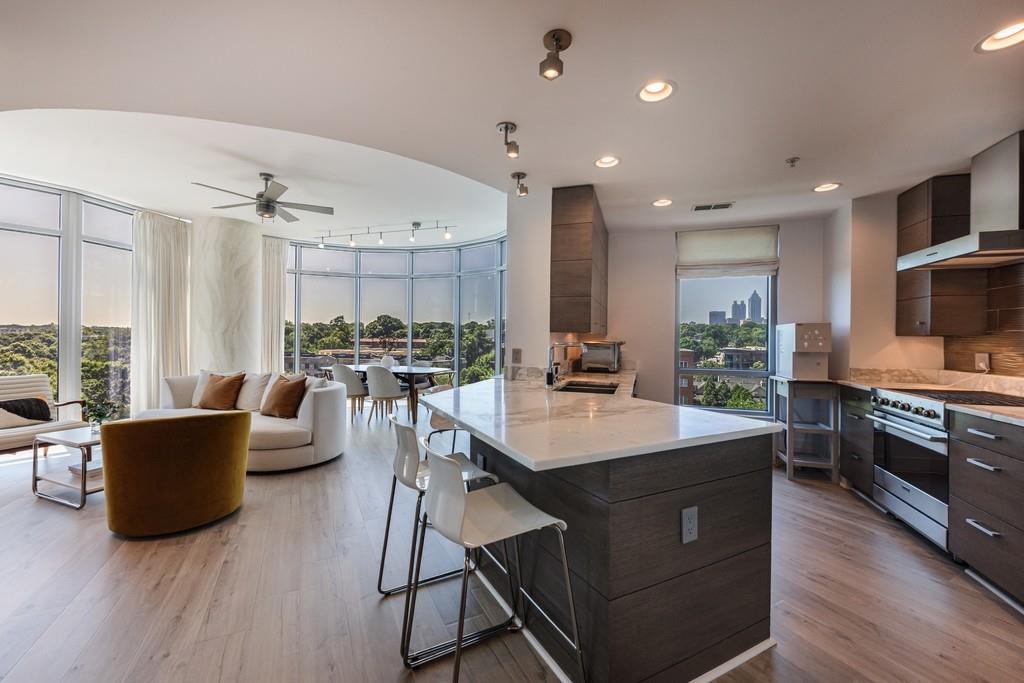 222 12th Street NE Unit 806