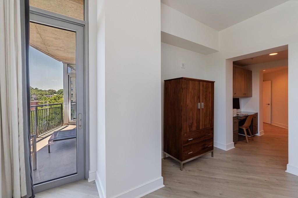 222 12th Street NE Unit 806