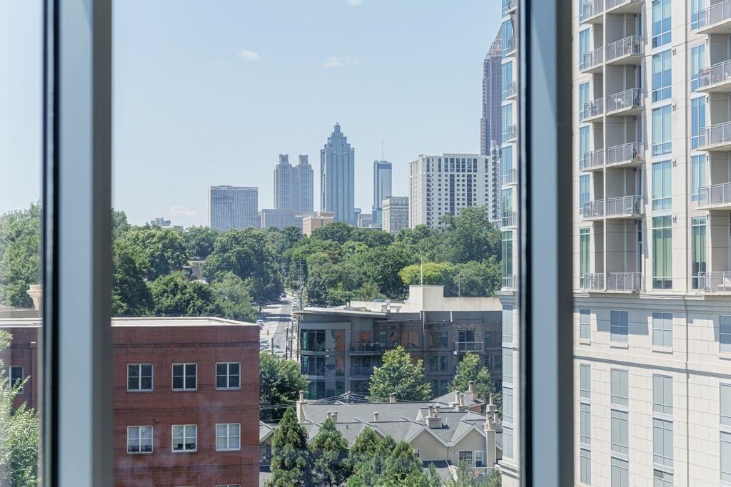 222 12th Street NE Unit 806