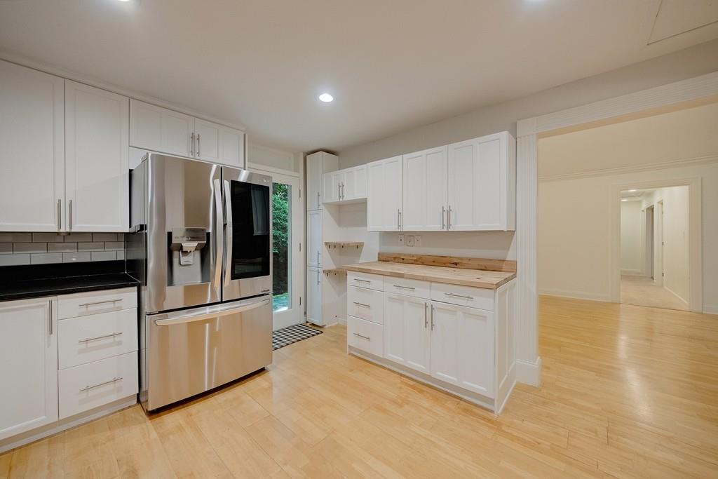 102 Vanessa Drive SE